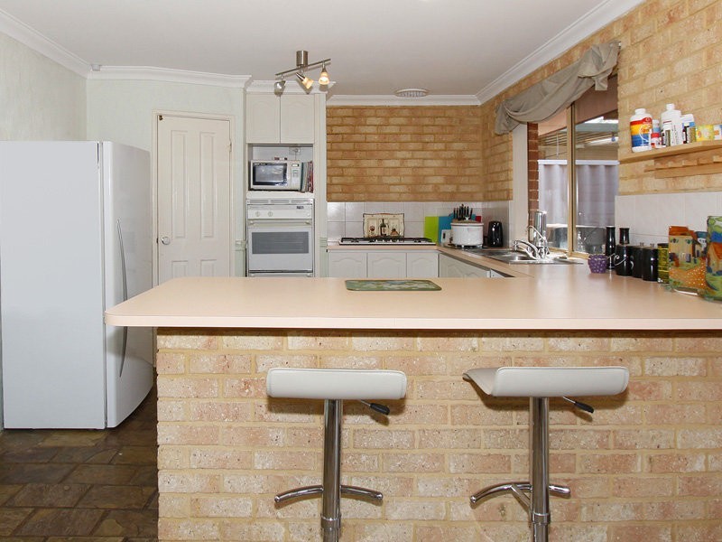 30 Woodleigh Gardens, Ballajura WA 6066