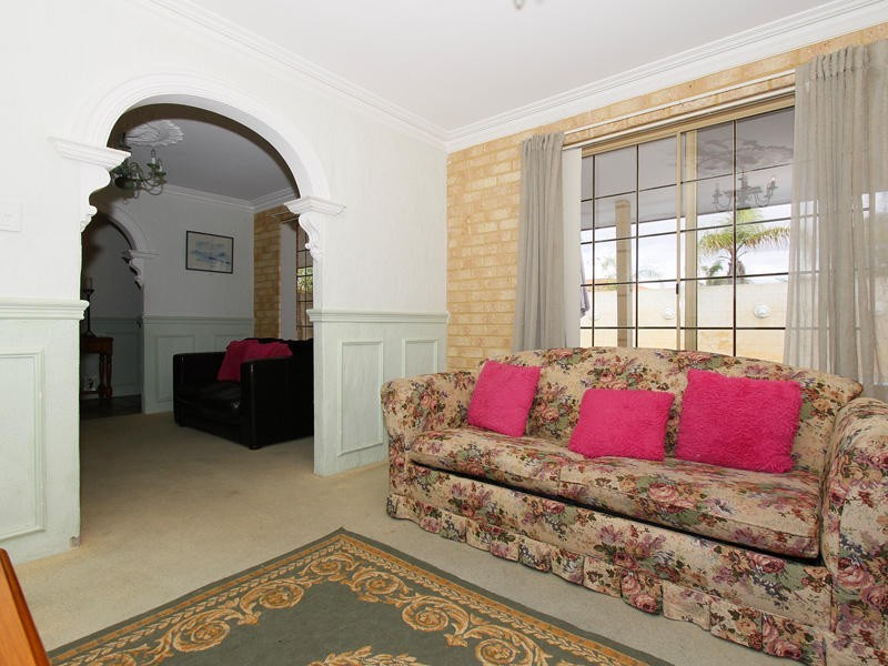 30 Woodleigh Gardens, Ballajura WA 6066