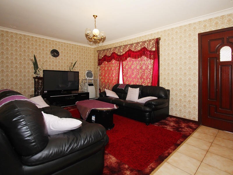 31 Mildmay Street, Balga WA 6061