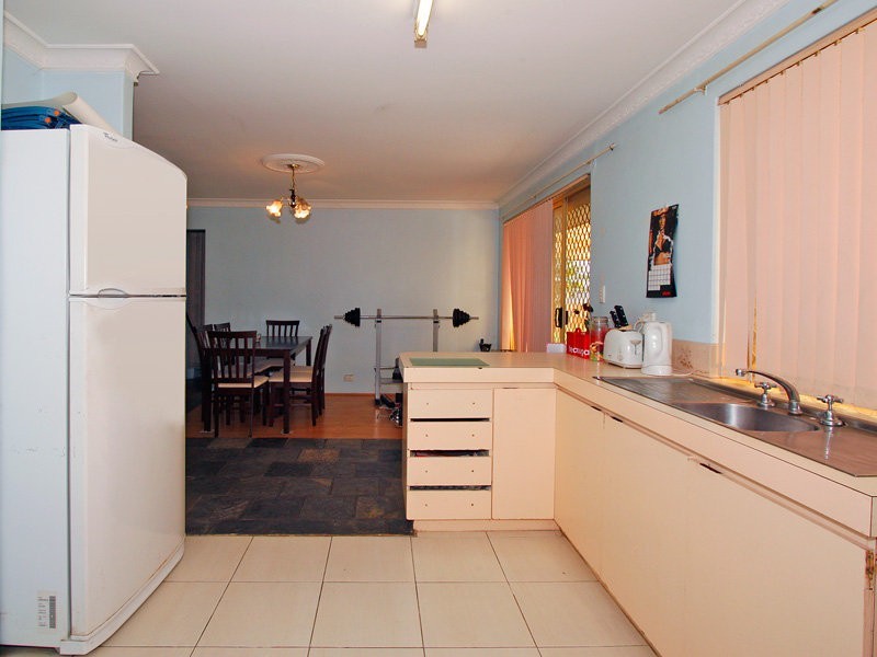 37 Toucan Way, Ballajura WA 6066