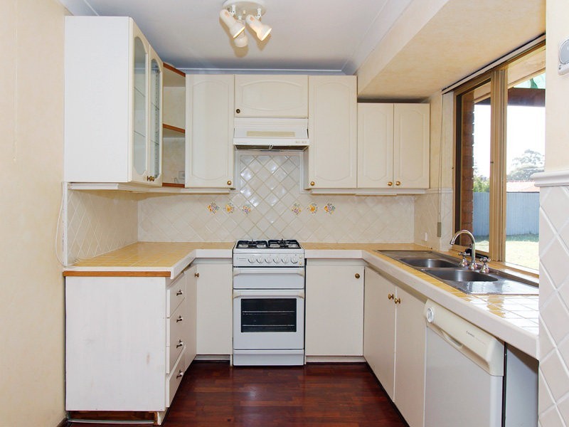 6 Euston Place, Alexander Heights WA 6064