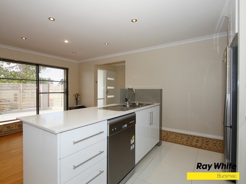 71A Eastdene Circle, Nollamara WA 6061