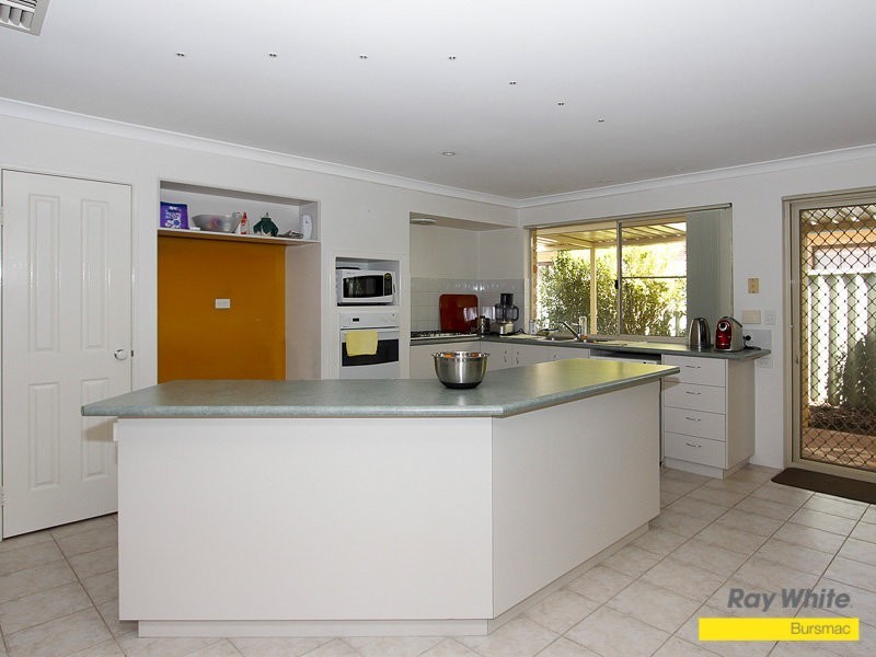 14 Hensley Loop, Landsdale WA 6065