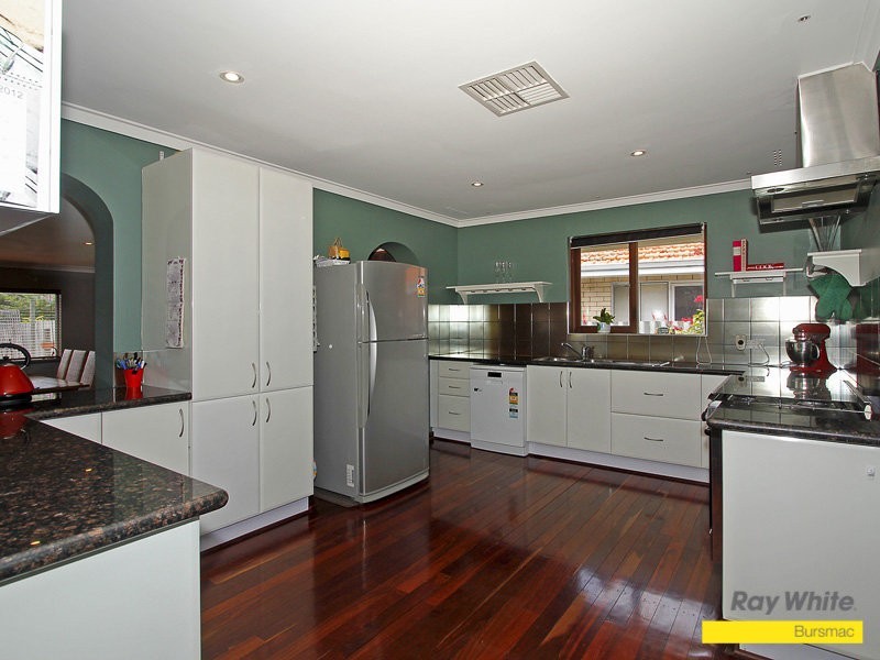 59 Eglinton Crescent, Hamersley WA 6022