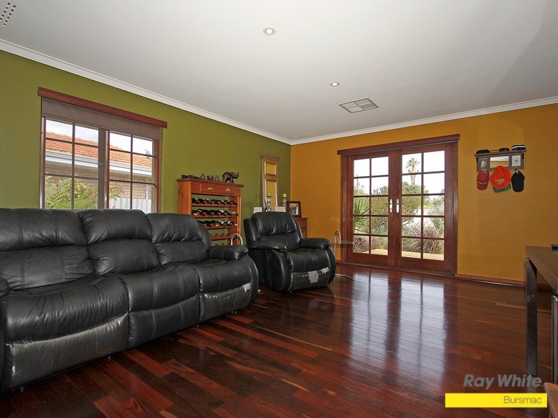 59 Eglinton Crescent, Hamersley WA 6022