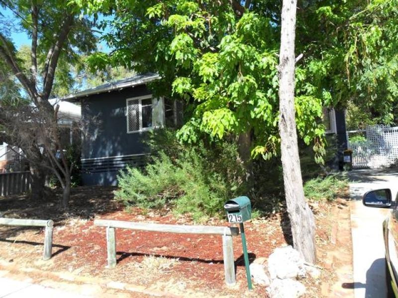 215 Wilding Street, Doubleview WA 6018