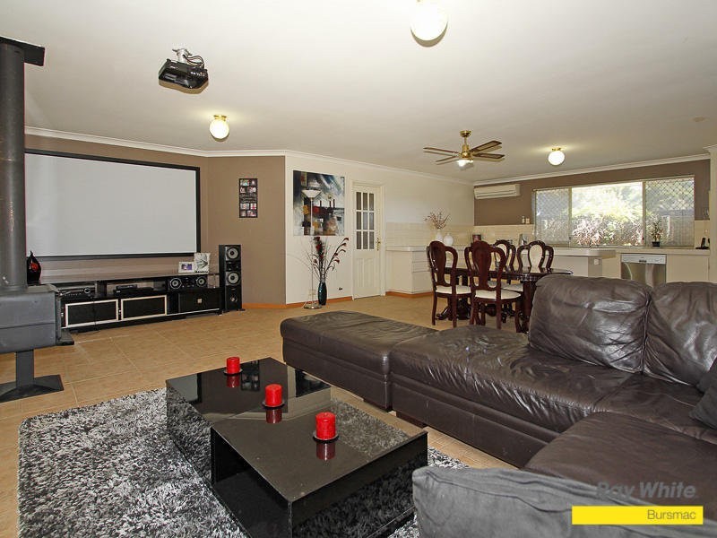 67 Badgingarra Gardens, Ballajura WA 6066