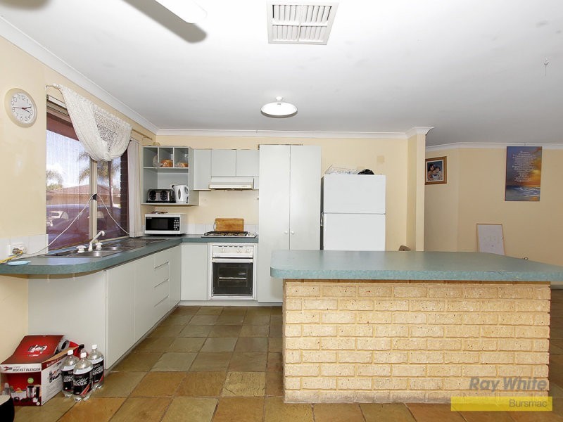 4 Woodleigh Gardens, Ballajura WA 6066