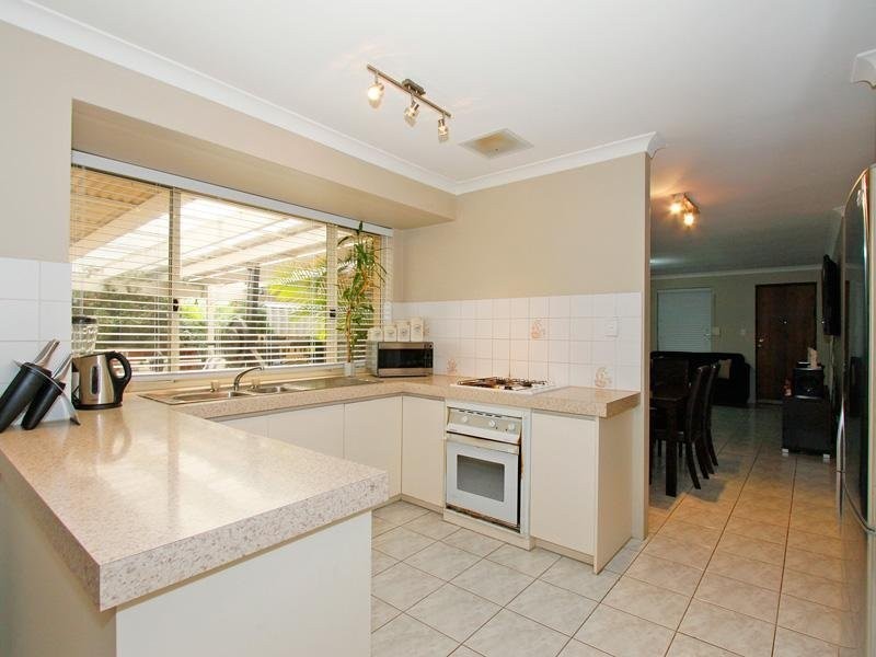 10 Arches Loop, Ballajura WA 6066