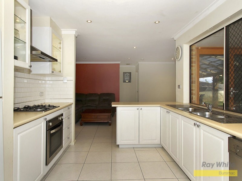 6 Cromwell Road, Alexander Heights WA 6064