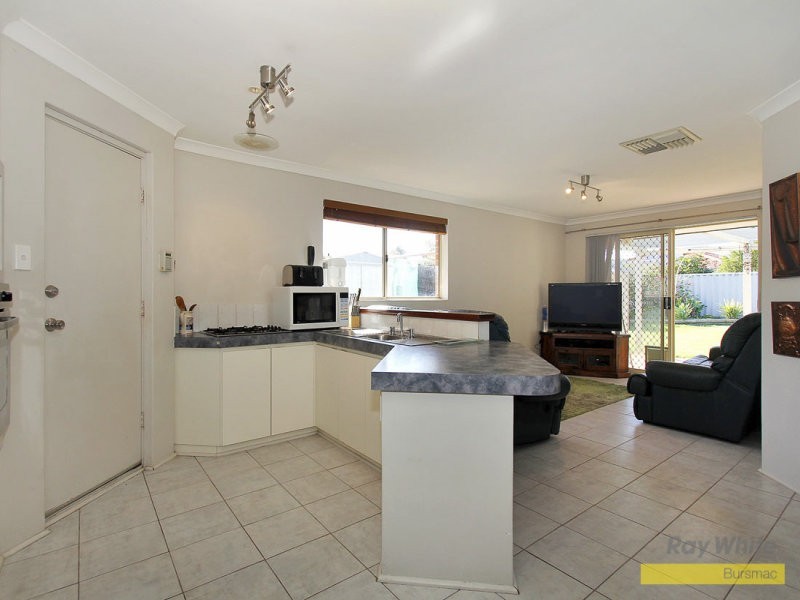 21 Leveque Ramble, Ballajura WA 6066