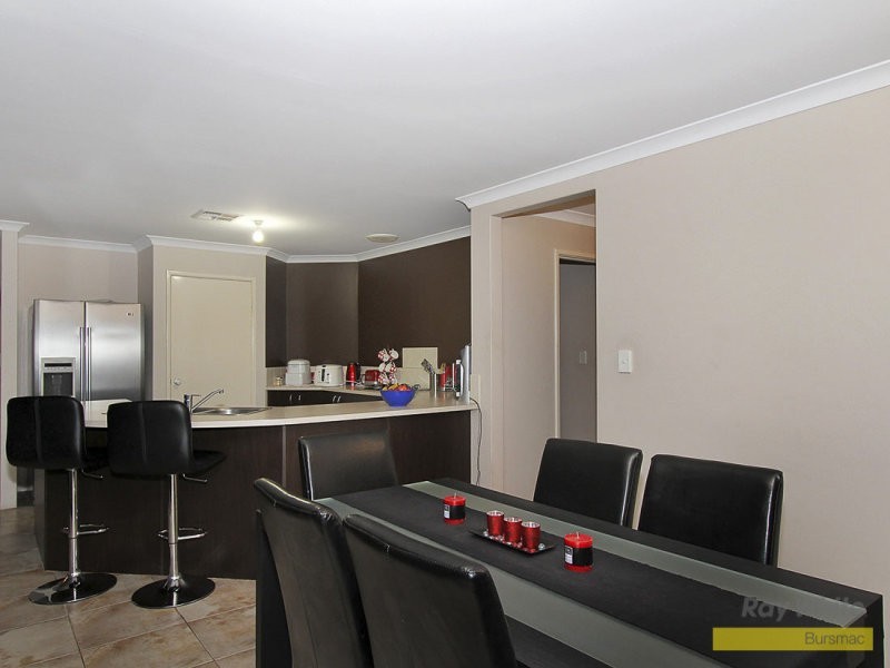 6 Holywell Street, Middle Swan WA 6056