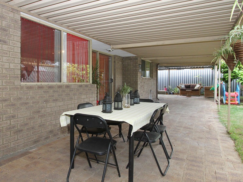 2 Mitre Court, Mirrabooka WA 6061