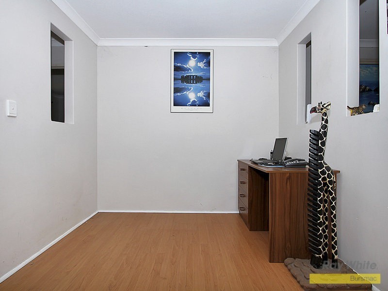 6 Brookside Gardens, Caversham WA 6055