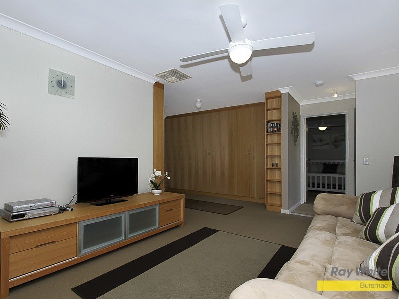 13 Cahow Grove, Ballajura WA 6066