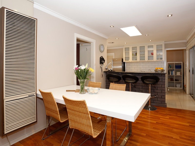 4 Dunfee Place, Hamersley WA 6022