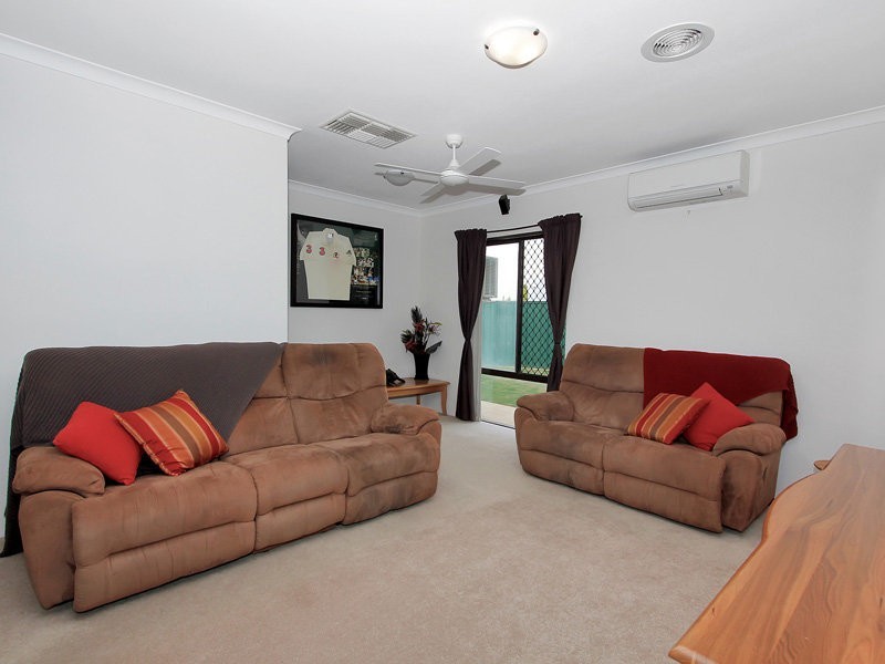 5B Elstar Close, Alexander Heights WA 6064