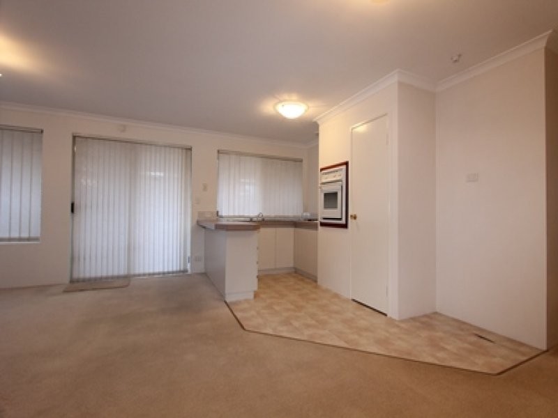 6A Kuri Green, Ballajura WA 6066