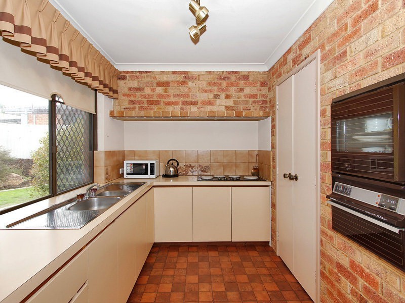 12 Gleneagles Way, Hamersley WA 6022