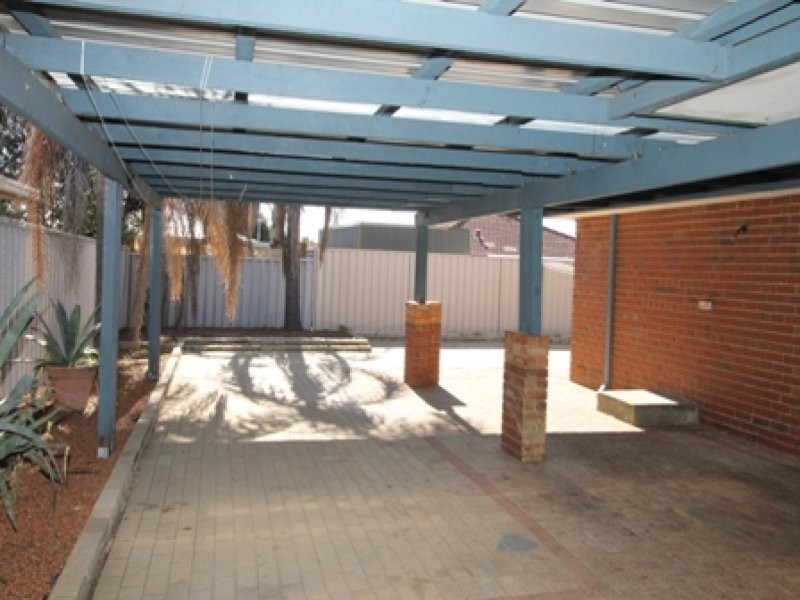 106 Guadalupe Drive, Ballajura WA 6066