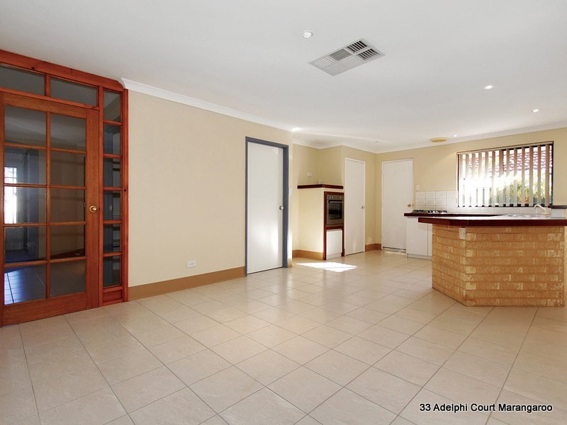 33 Adelphi Court, Marangaroo WA 6064