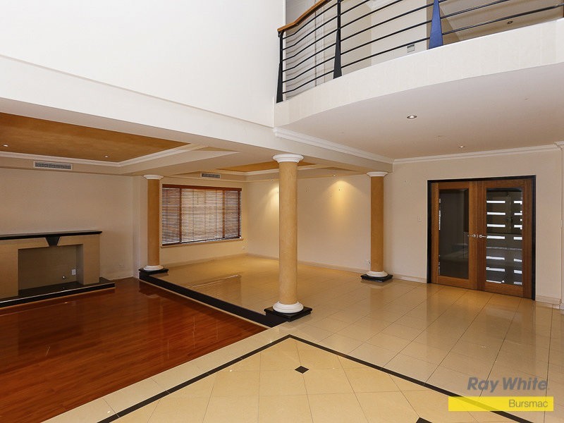 22 Hotham Crescent, Alexander Heights WA 6064