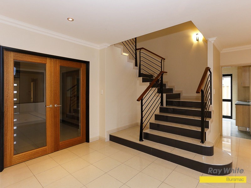 22 Hotham Crescent, Alexander Heights WA 6064