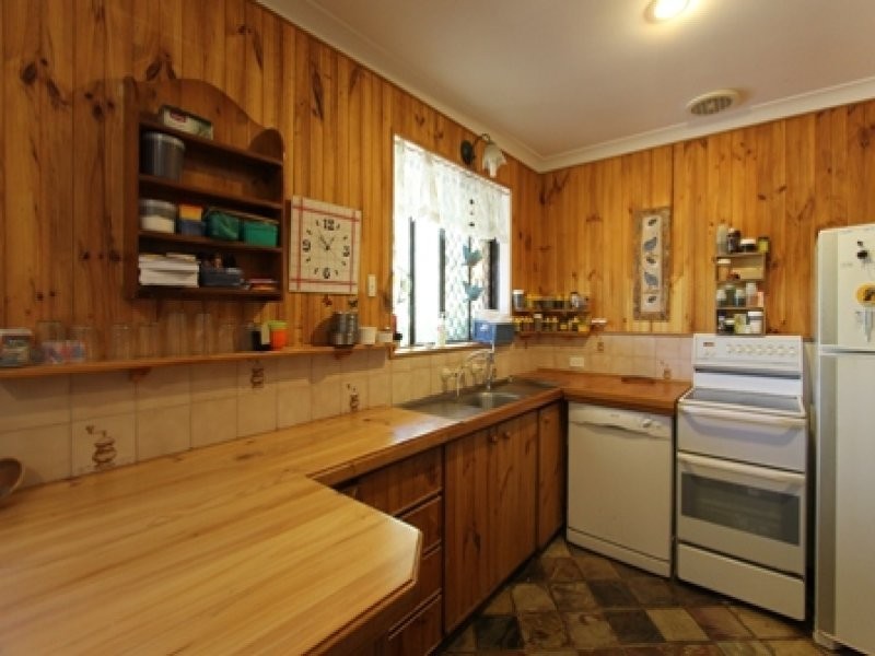 30 Kingfisher Avenue, Ballajura WA 6066