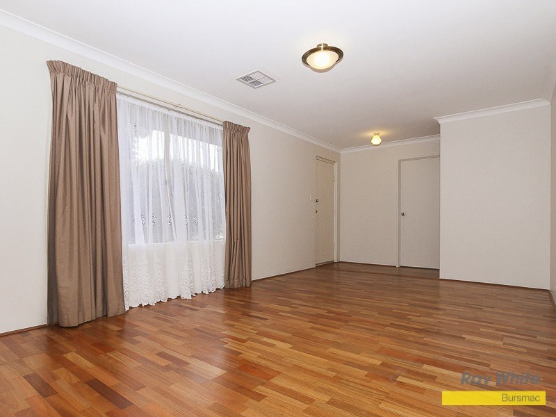 33 Kestrel Parade, Ballajura WA 6066