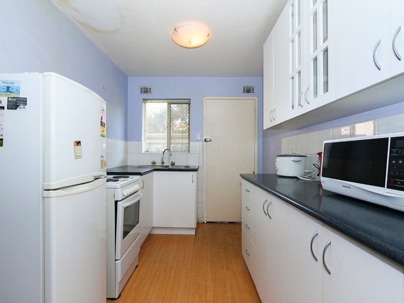 30/29 Heard Way, Glendalough WA 6016