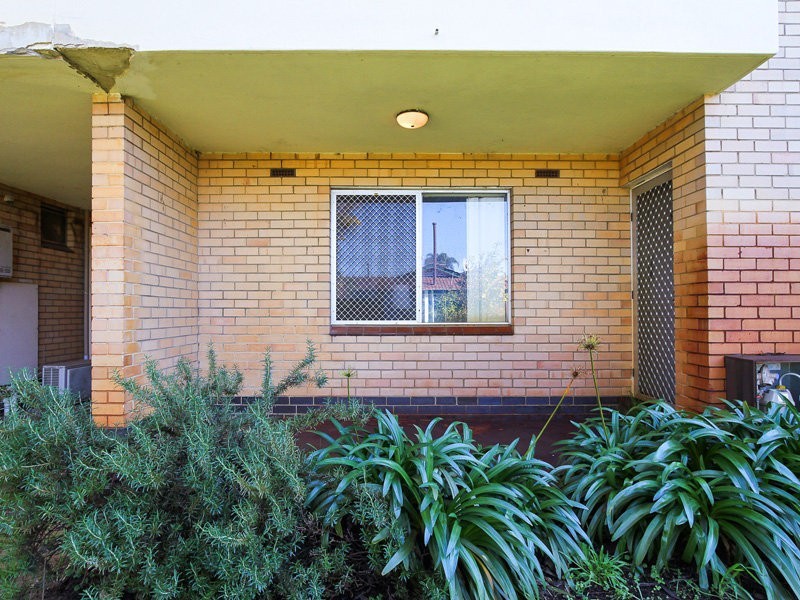 30/29 Heard Way, Glendalough WA 6016