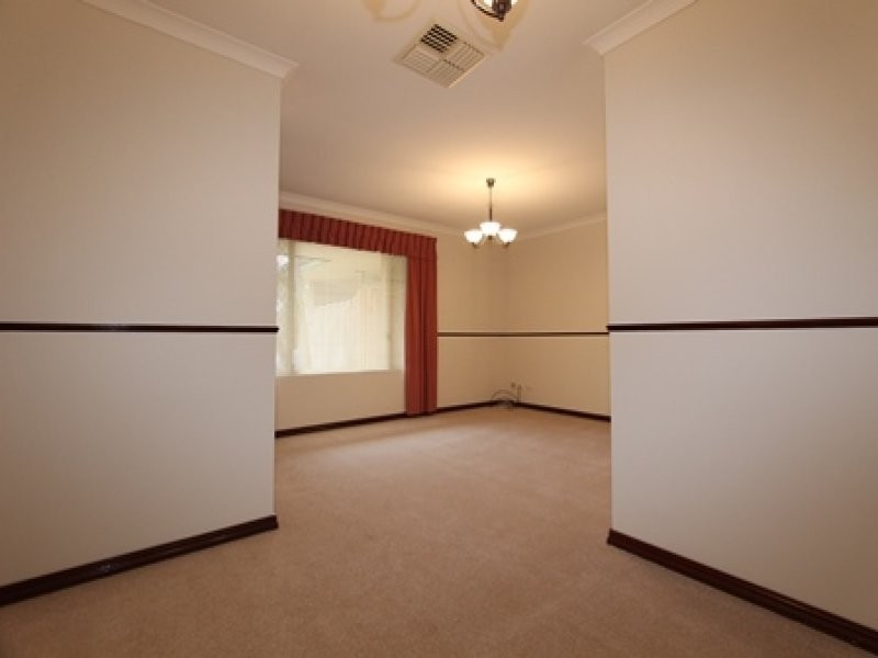 10 Yerilla Glen, Ballajura WA 6066