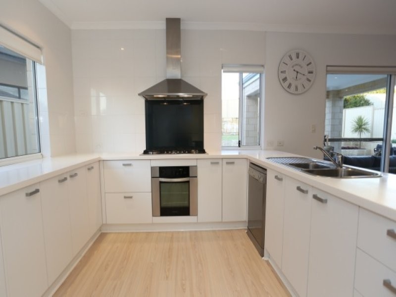 18 Turnwood Vista, Wanneroo WA 6065