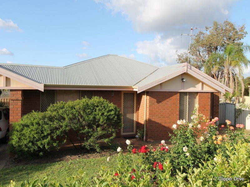 7 Clipper Drive, Ballajura WA 6066