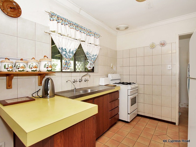 44 Cypress Road, Forrestfield WA 6058