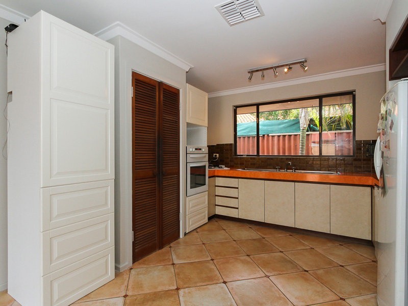 185 Erindale Road, Hamersley WA 6022