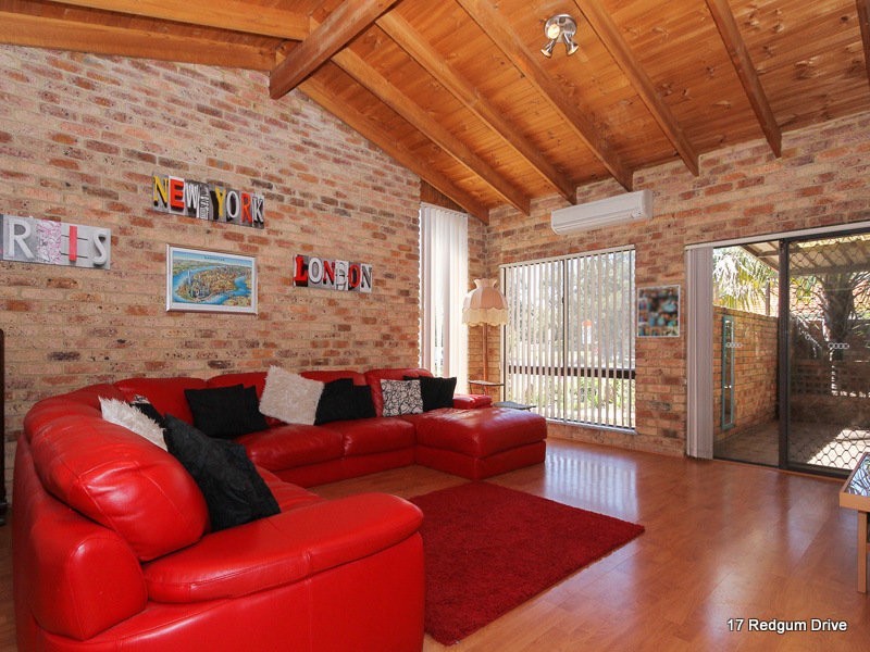 17 Redgum Drive, Ballajura WA 6066