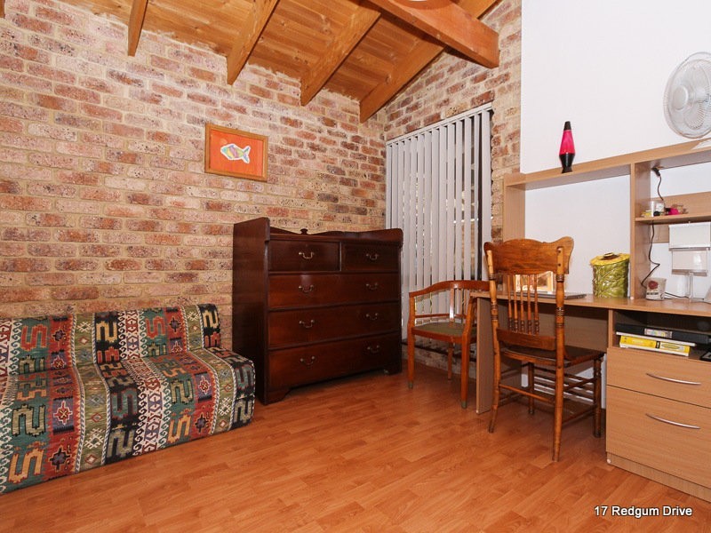 17 Redgum Drive, Ballajura WA 6066