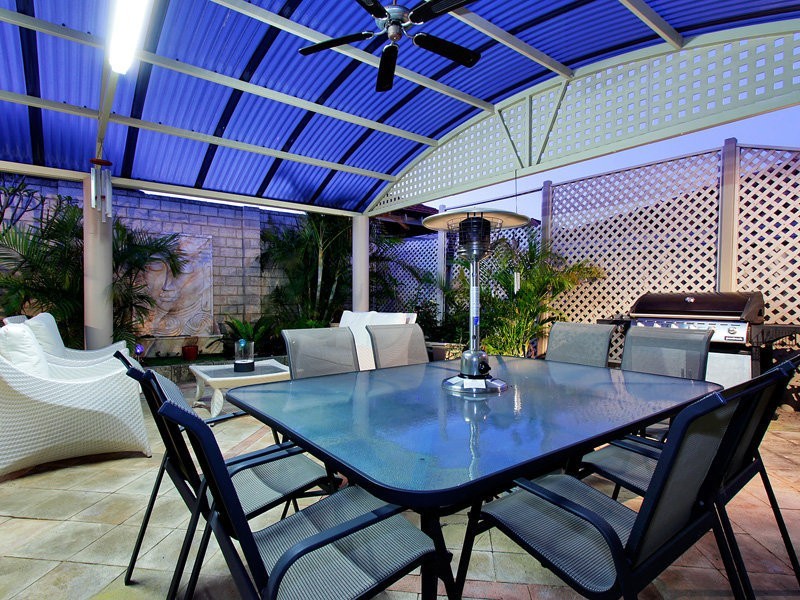 16 Meadowbrook Drive, Dianella WA 6059