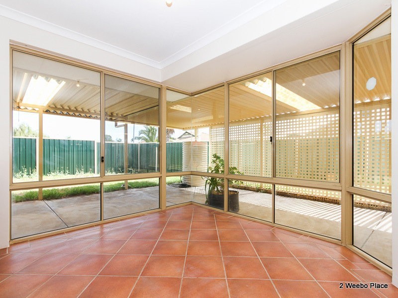 2 Weebo Place, Ballajura WA 6066