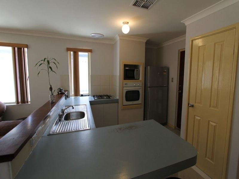 11 Degree Court, Marangaroo WA 6064