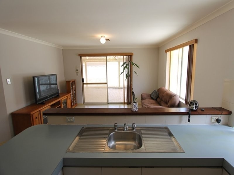 11 Degree Court, Marangaroo WA 6064
