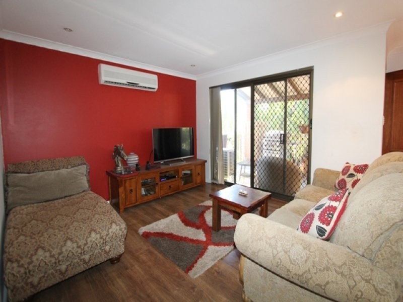 17 / 80 Edgecumbe street, Como WA 6152