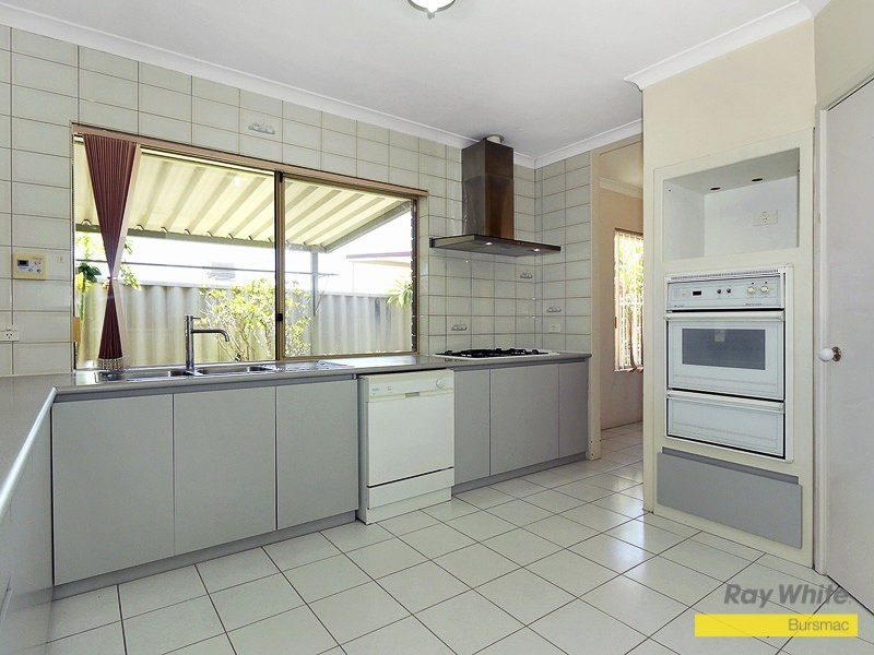 6 Mudlark Crescent, Ballajura WA 6066