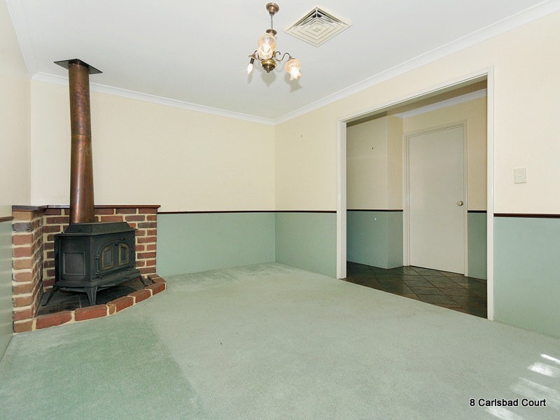 8 Carlsbad Court, Ballajura WA 6066
