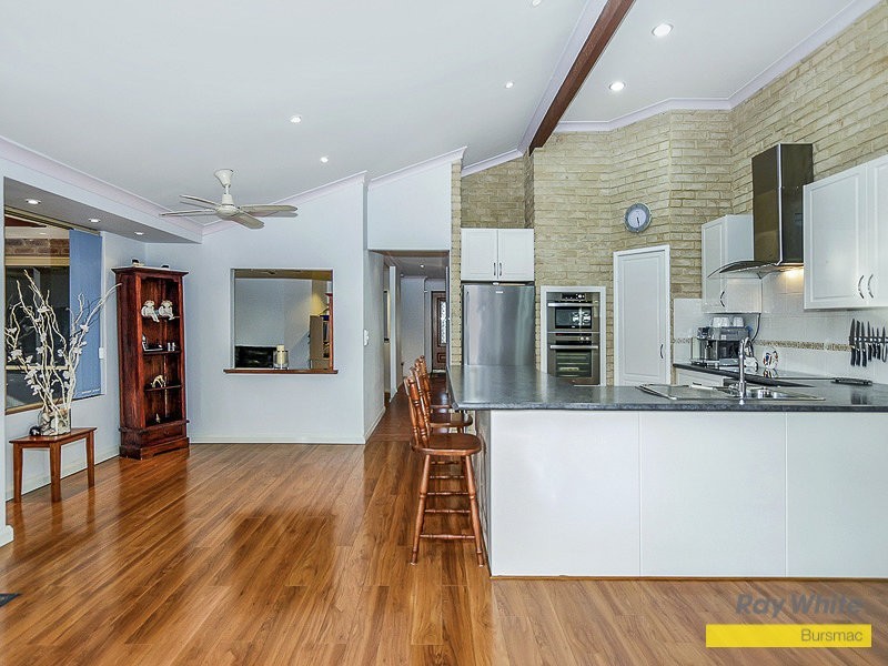 72 Kingfisher Avenue, Ballajura WA 6066