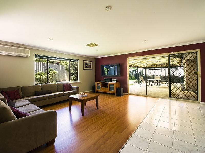 14 Katrine Way, Hamersley WA 6022