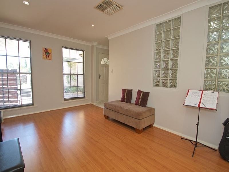 14 Katrine Way, Hamersley WA 6022