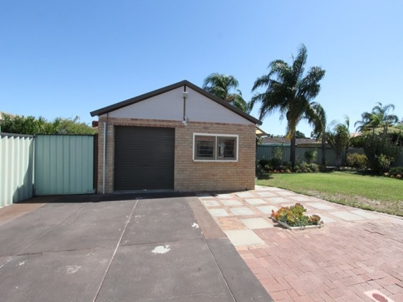 41 Kingfisher Avenue, Ballajura WA 6066