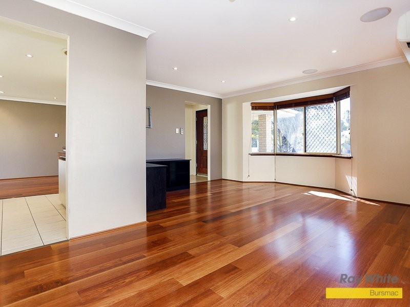 9 Heron Close, Ballajura WA 6066